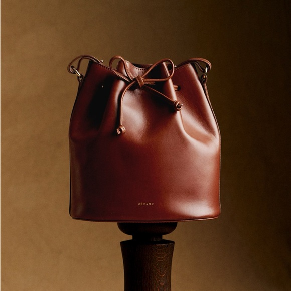 SEZANE FARROW Bucket Leather bag - Picture 3 of 11